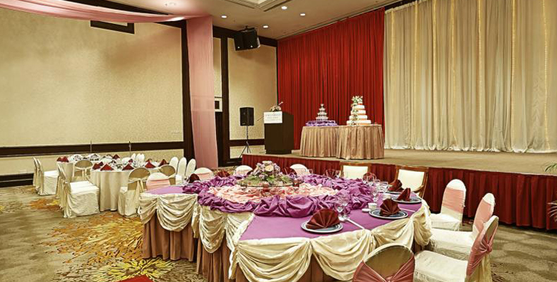 Berjaya Penang Hotel - Dewan Berjaya - Banquet Setup Head Table and Stage View